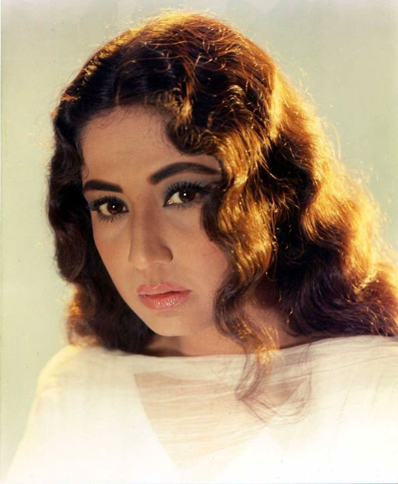 Life Story Of Meena Kumari