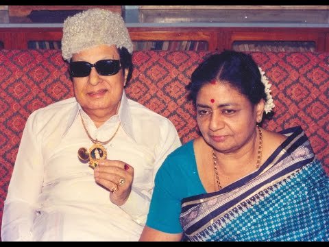 Jayalalithaa Kept A 21-Hour Vigil Next To MGR’s Body & Other Lesser ...