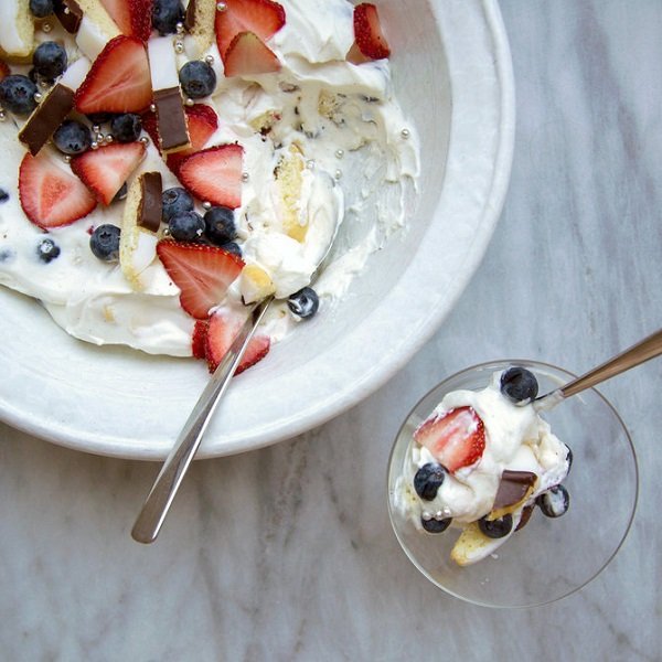 8 Deliciously Healthy Yoghurt Recipes That’ll Keep You Cool This Summer