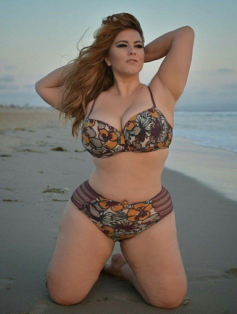 This Gorgeous Woman Doesnt Have A Bikini Body And She Care 