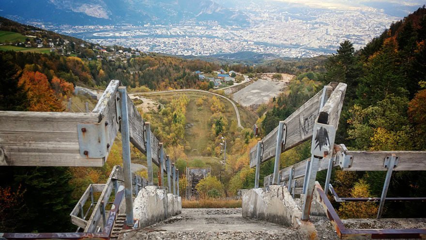 15 Hauntingly Beautiful Photos Of Abandoned Olympic Venues 