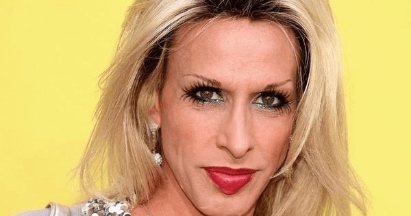 Man Sells Alexis Arquette S Sex Tape Hours After Her Death