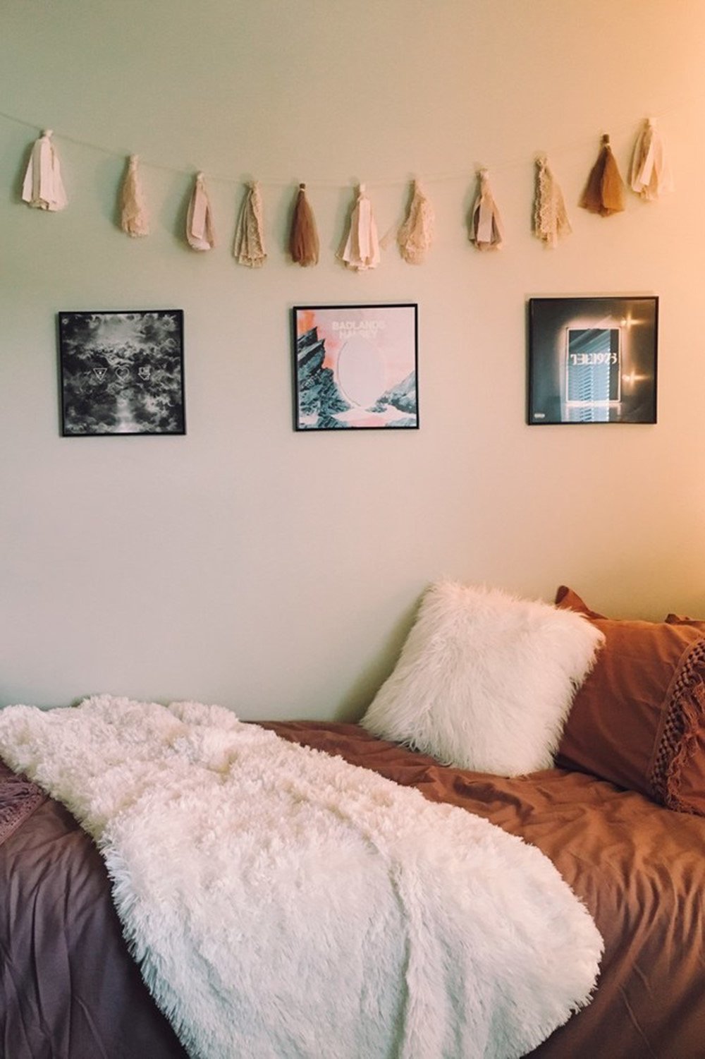 15 Minimalist Room  Decor  Ideas That ll Motivate You To 