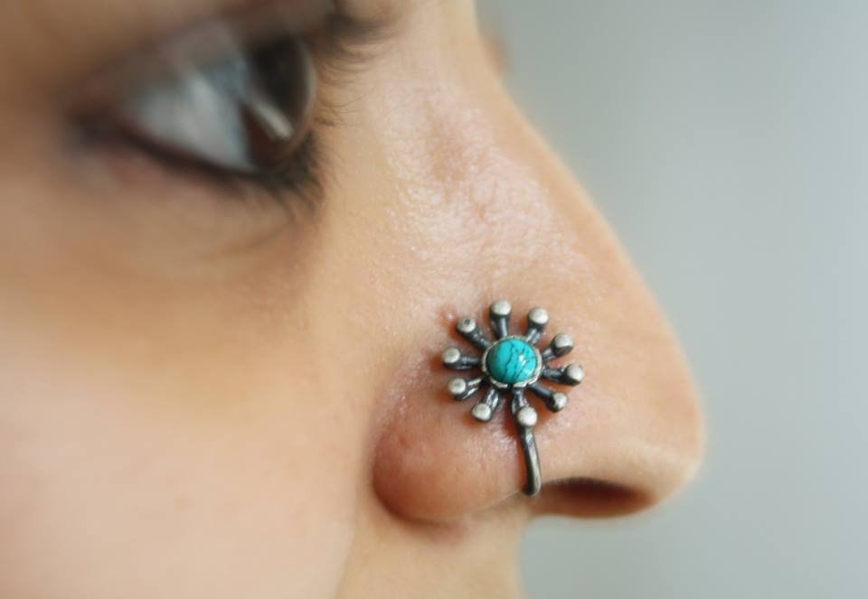 15 Beautiful Nose Pins You Can Try That 