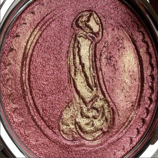 and Vagina Highlighters the Latest Gifts the World of Makeup Has to Us