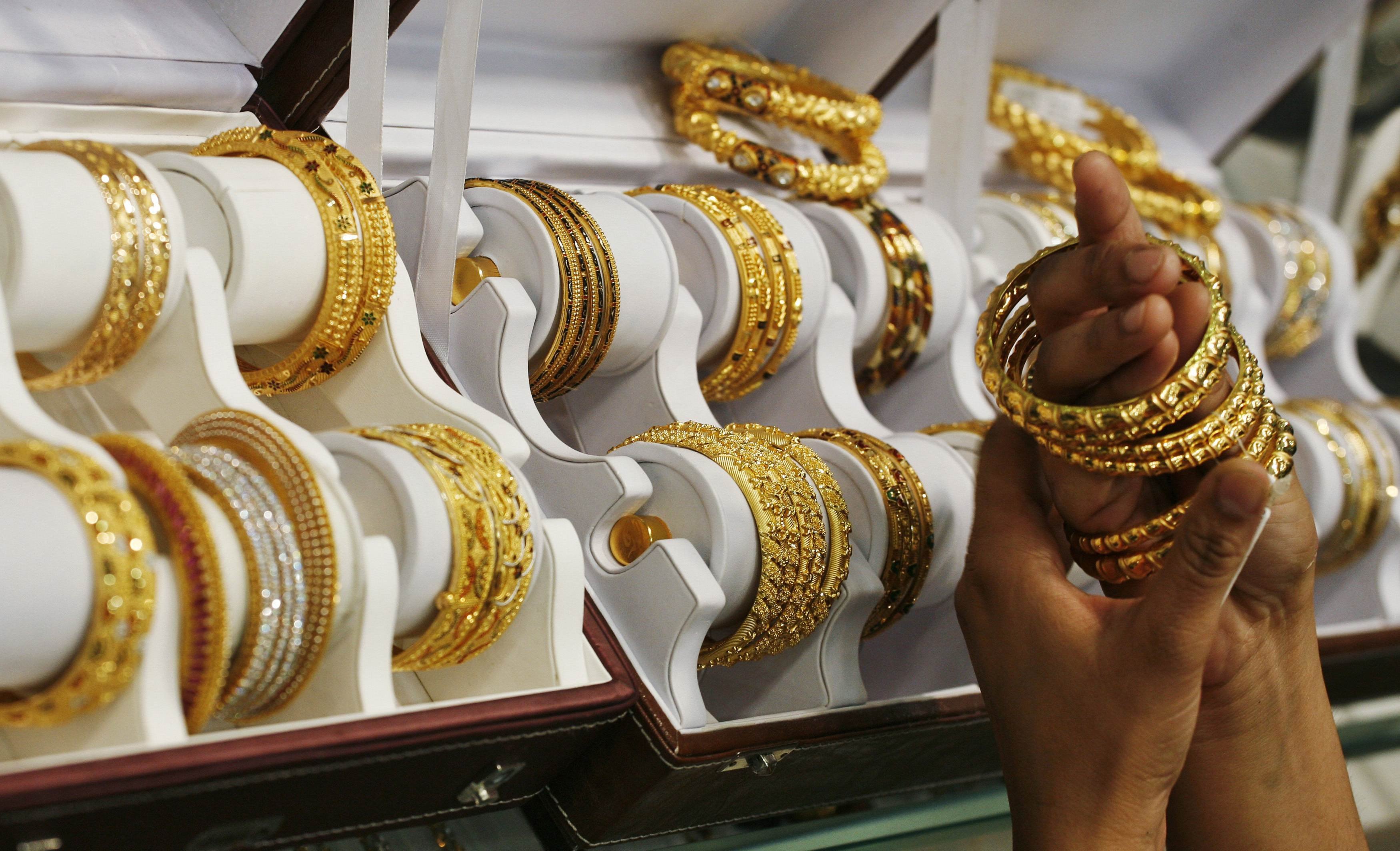 All That You Need to Know Before Buying Your First Piece of Gold Jewellery