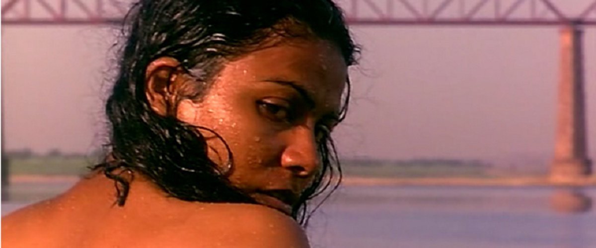 Bollywood Nude Actress Of Bombs - 40 Bollywood Movies That Courted Controversies