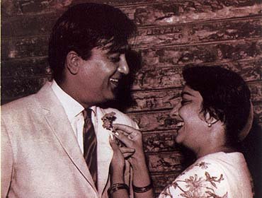 The Beautiful Love Story of Nargis And Sunil Dutt Is the Stuff Dreams ...