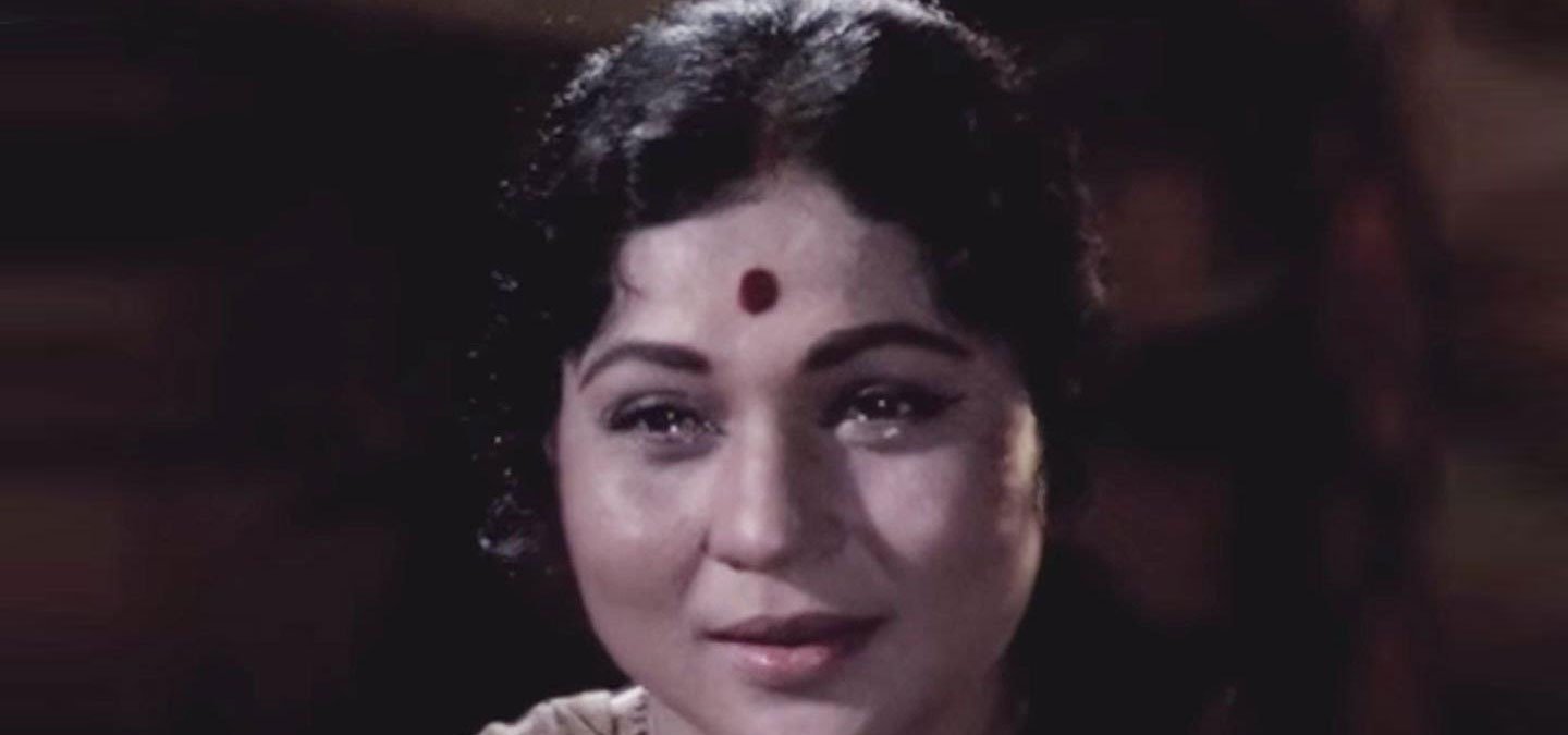 15 Hilariously Sad Memes That Prove Nirupa Roy Was The Saddest Maa Ever