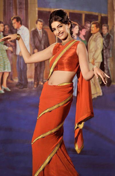 10 Different Ways To Drape A Saree