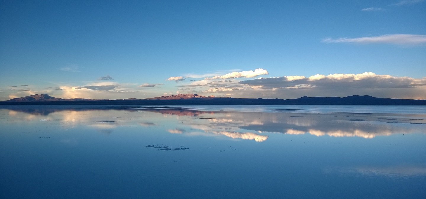 These Stunning Salt Flats In Bolivia Look Like The Largest Mirror In   499416911 