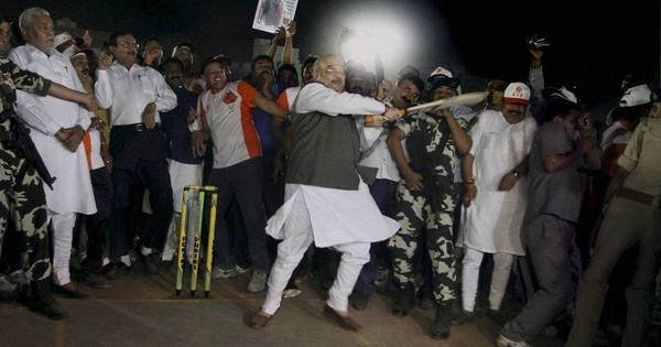 Amit Shah stuns crowds in Ahmedabad with his batting skills