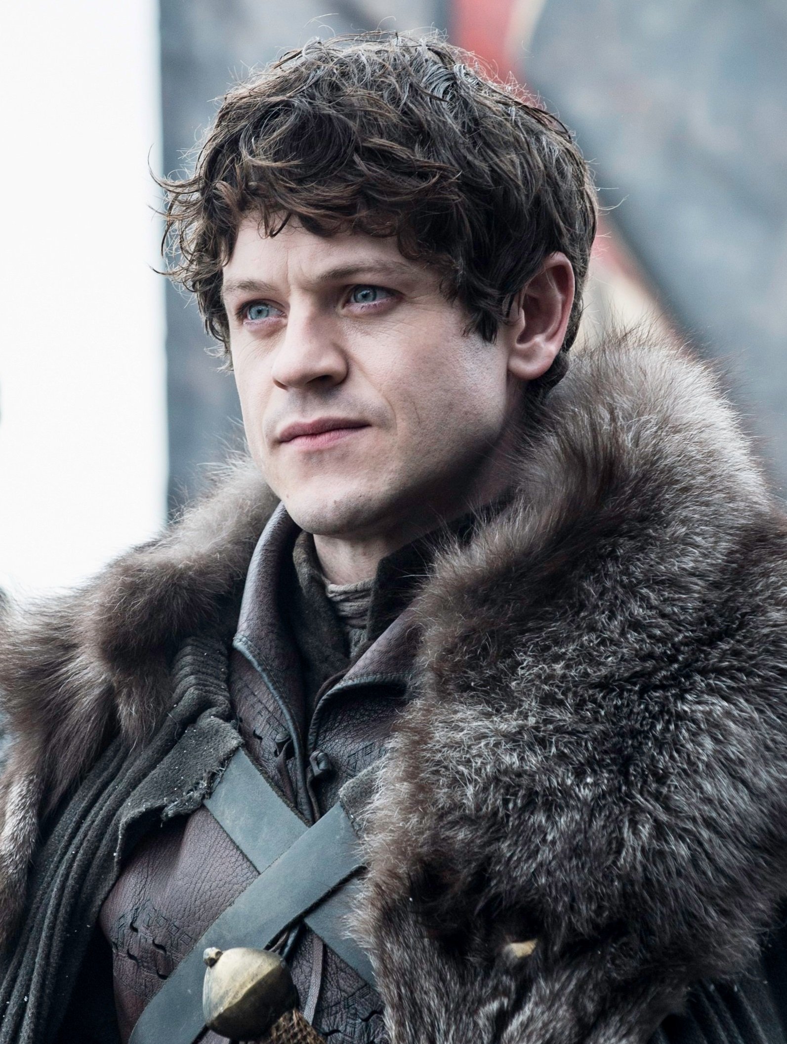 10 Characters from Game of Thrones Whose Guts Are ...