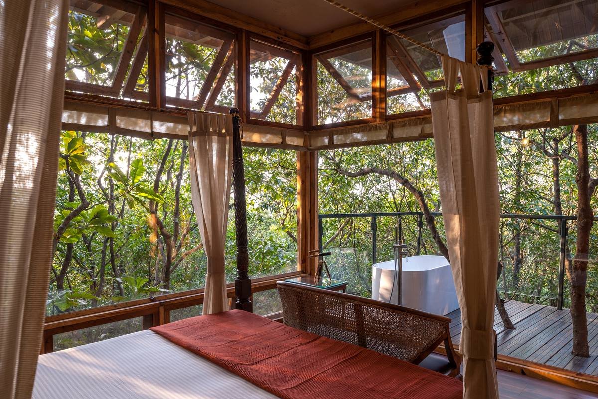The Next Time You Travel Check Out These Gorgeous Tree House