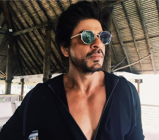 While Fans Were Wishing Him On Social Media, Here’s How SRK Spent His ...