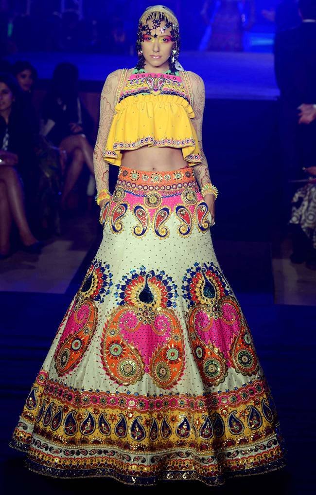 #VagabombPicks: 40+ Unconventional Outfits for the Indian Bride