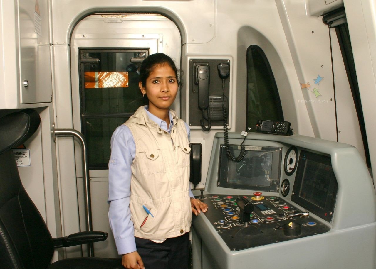 Apparently, This Is How Much A Delhi Metro Train Operator