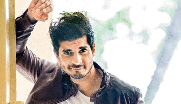 Am I The Only One Crushing On Tahir Raj AKA Derek, The Brooding College