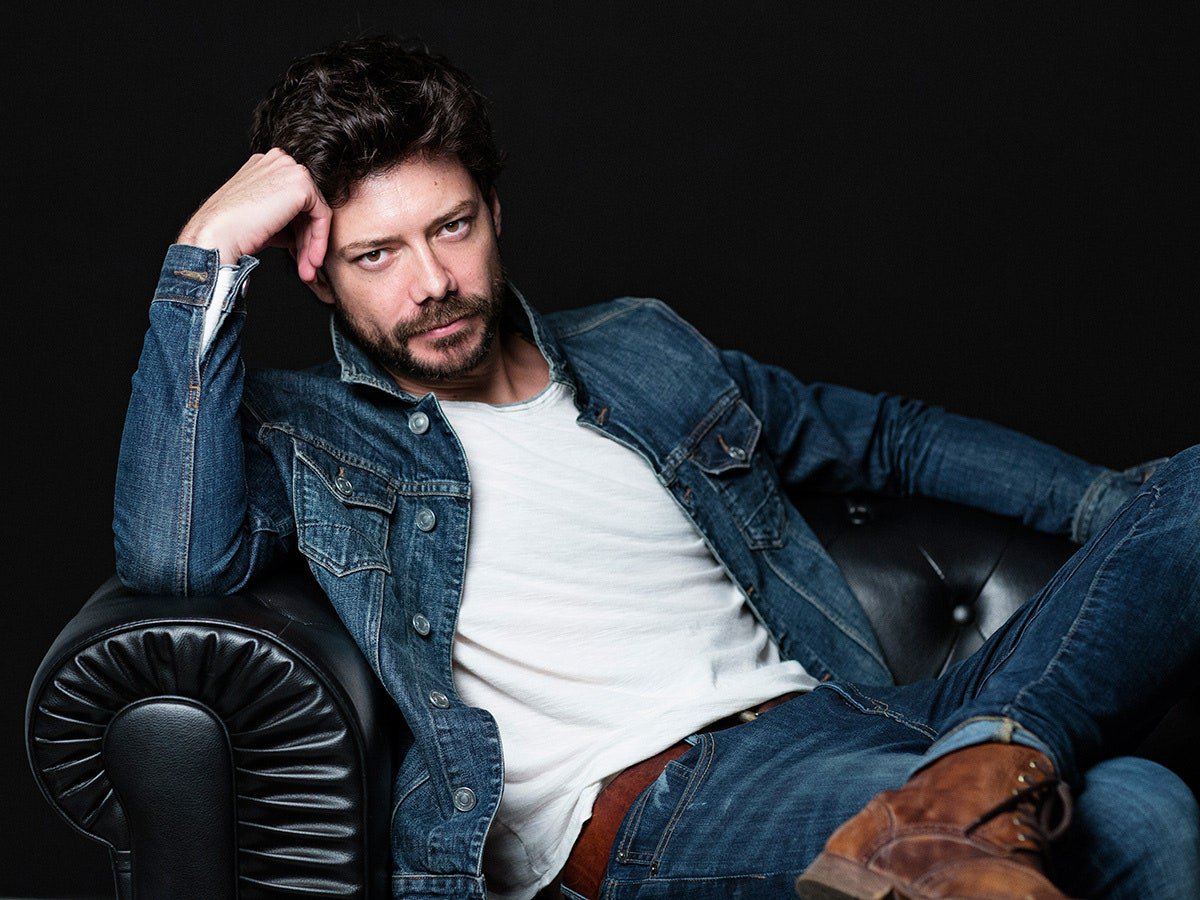 Alvaro Morte Álvaro Morte - The Professor Money Heist, Has Officially Stolen My Heart