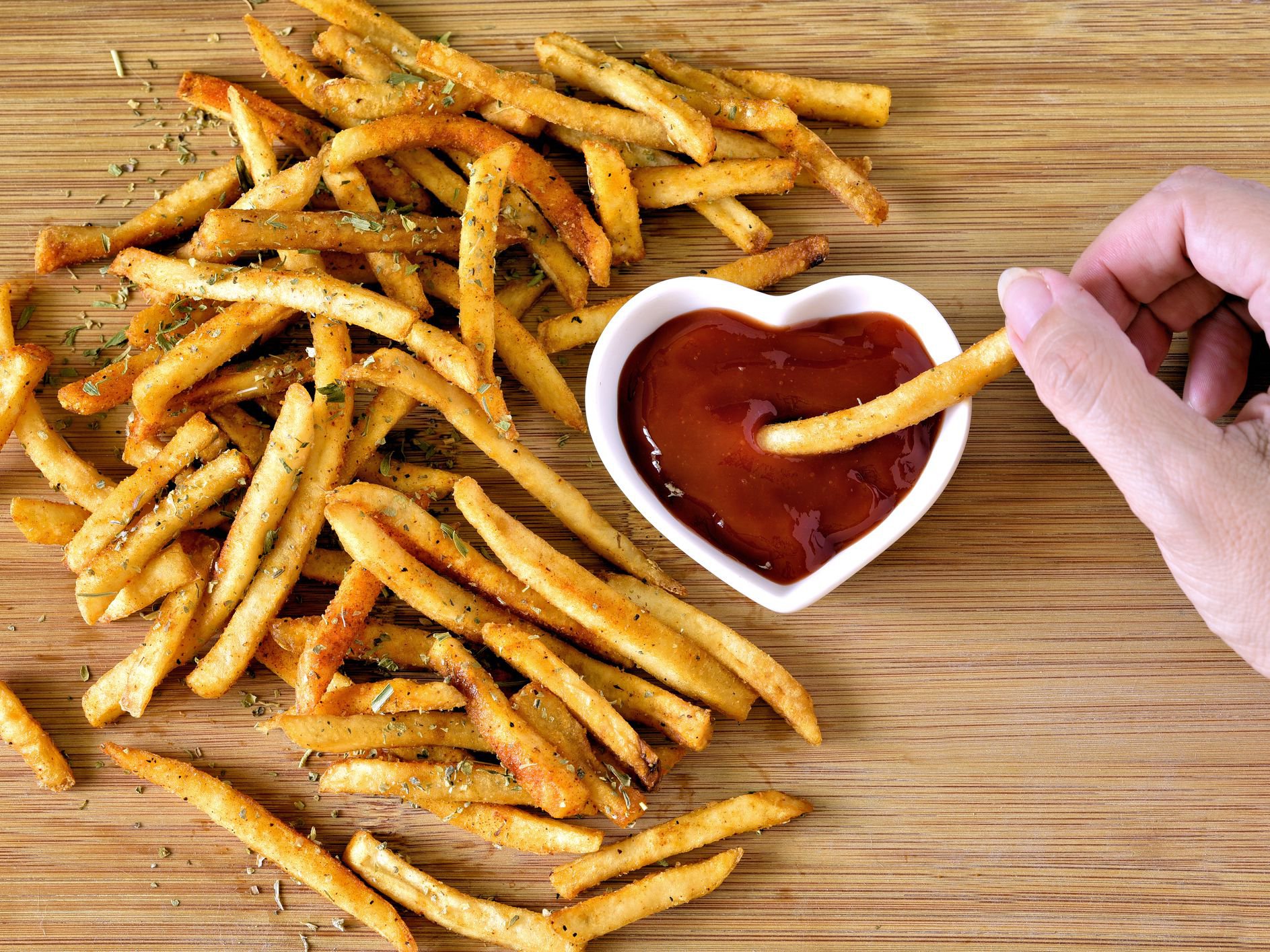 belgians-asked-to-eat-more-french-fries-during-lockdown-due-to-surplus