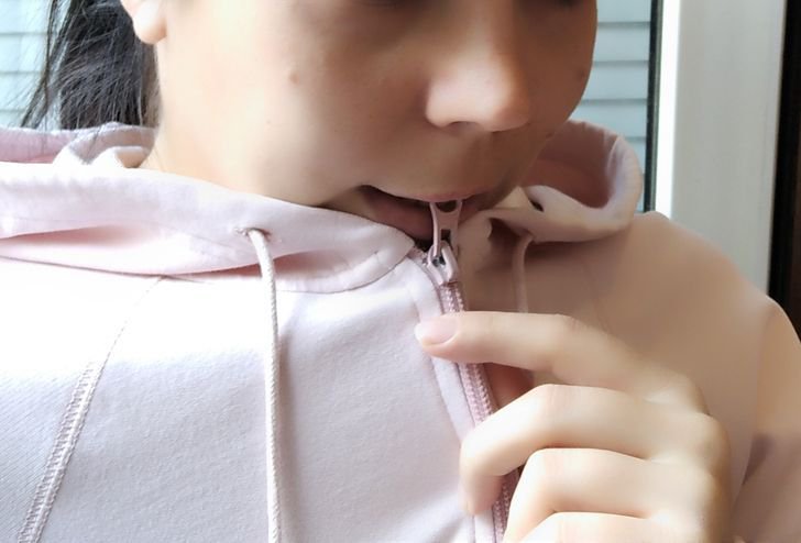 18 ridiculous things we all did in childhood
