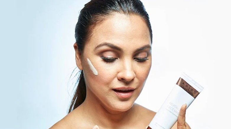 Lara Dutta - Arias