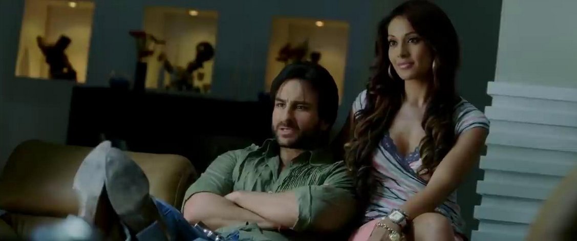 Bipasha Basu in Race